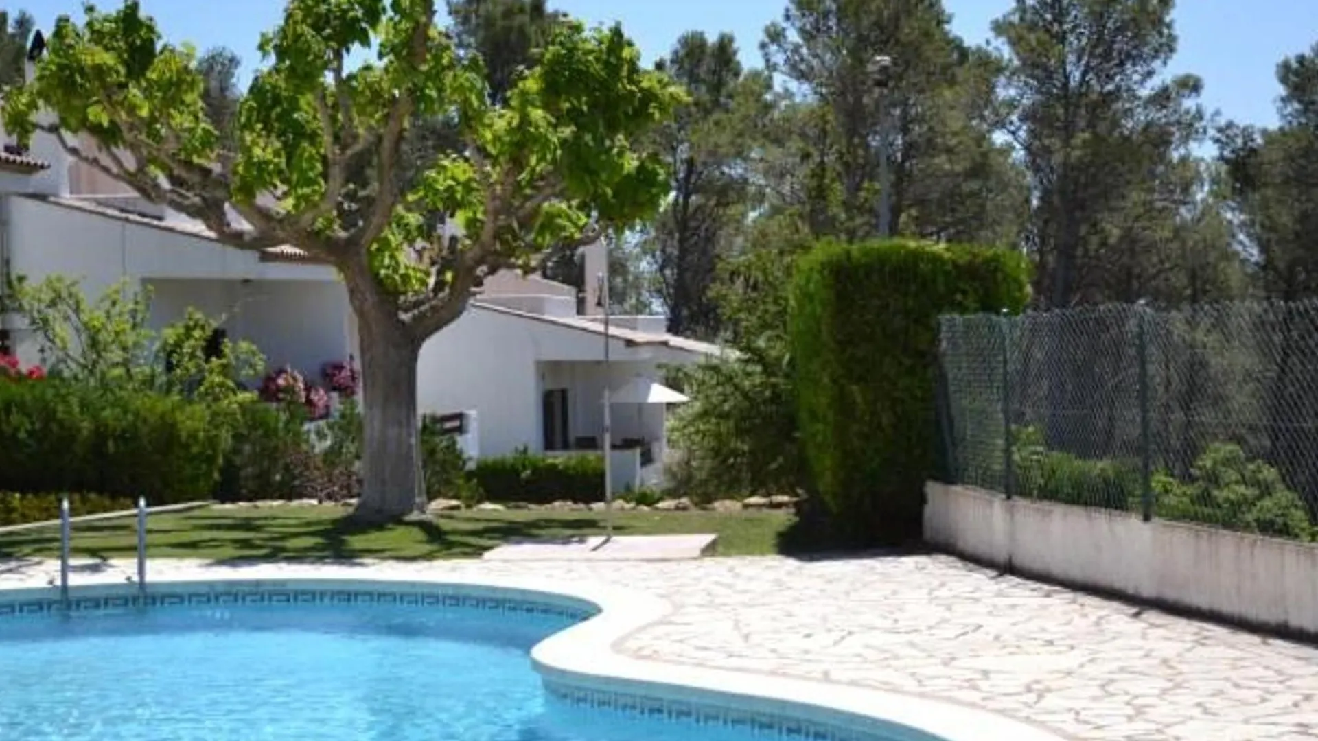 Holiday home Casa Familiar Con Jardin, Piscina Y Vistas A Montgri En L'Estartit - Es-323-54 Villa